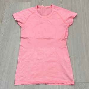 lululemon athletica Coral Short Sleeve Tee